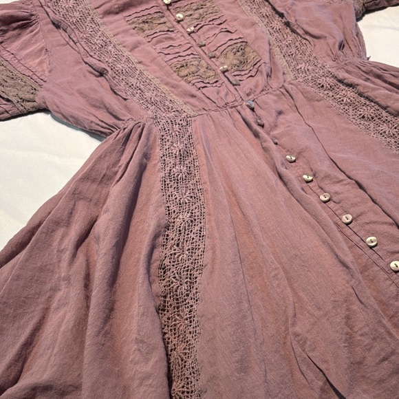 Free People Vintage Style Mauve Mini Dress with Lace Details - Picture 7 of 12